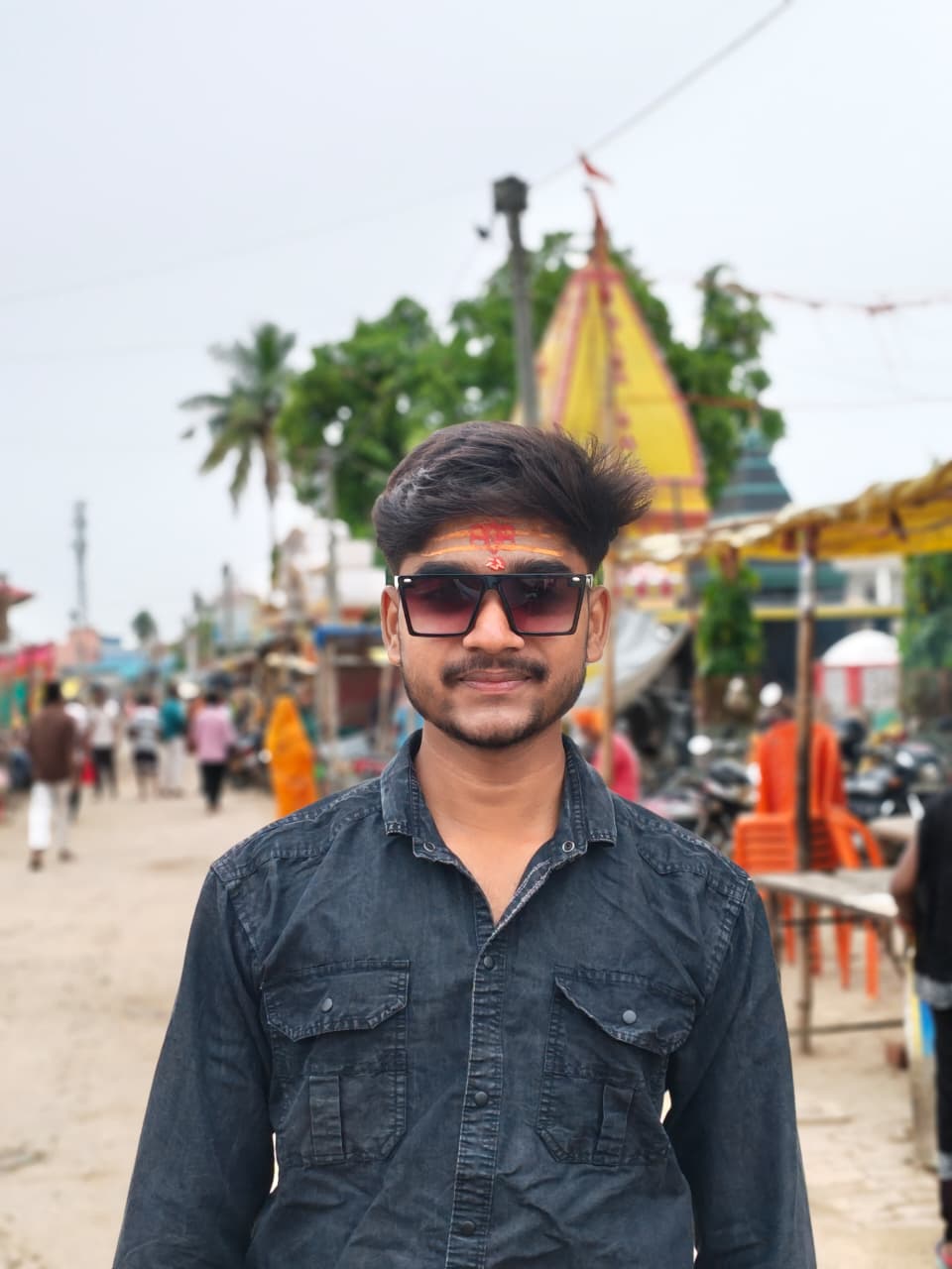 Sumit Kumar — manager of Ram Sagar Traders
